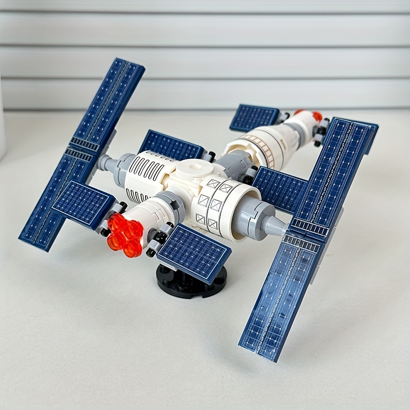 Space Explorer Building Block Set, International Space Station